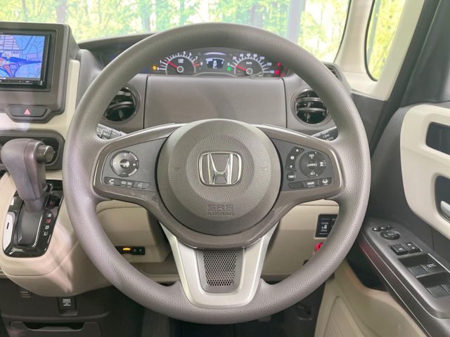 HONDA N BOX 2018 Image 31