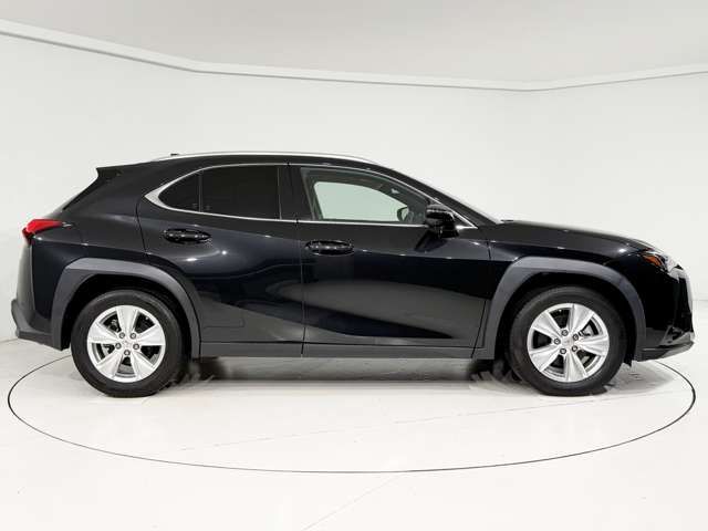 TOYOTA LEXUS UX200 2021 Image 31