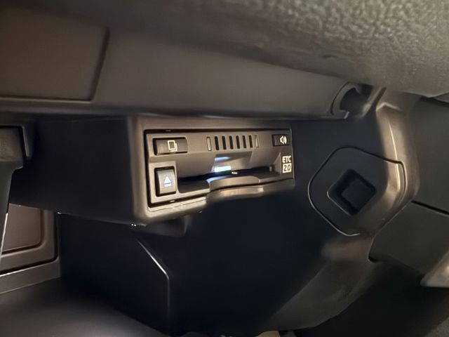 TOYOTA LEXUS UX200 2021 Image 31