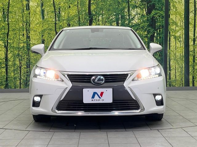 TOYOTA LEXUS CT200H 2017 Image 31