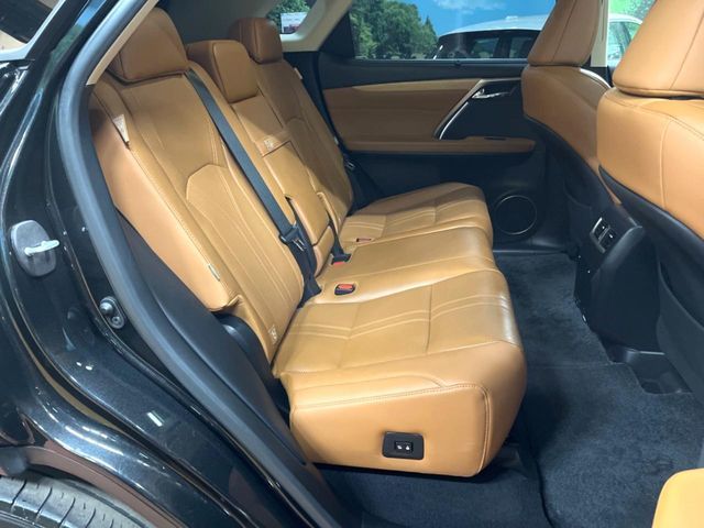 TOYOTA LEXUS RX450H 2WD 2021 Image 31