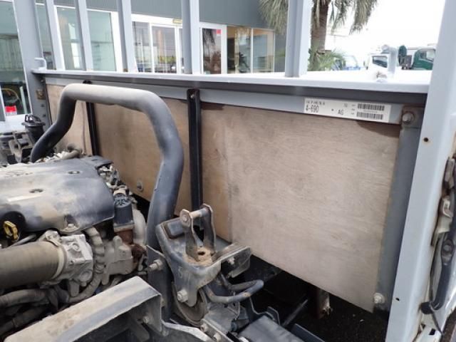 ISUZU ELF 2018 Image 31