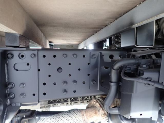 ISUZU ELF 2018 Image 31