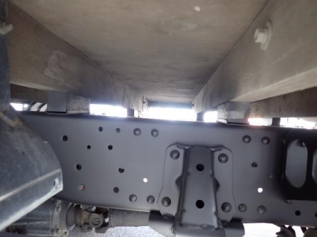 ISUZU ELF 2018 Image 31