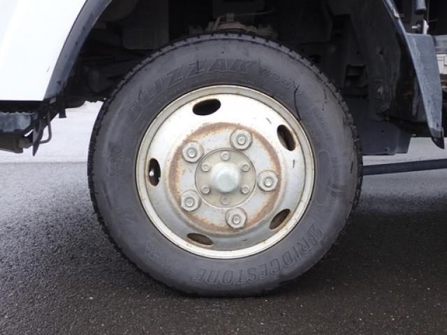 ISUZU ELF 2018 Image 31