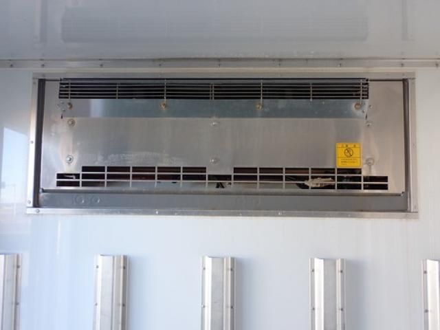 MITSUBISHI CANTER 2020 Image 31