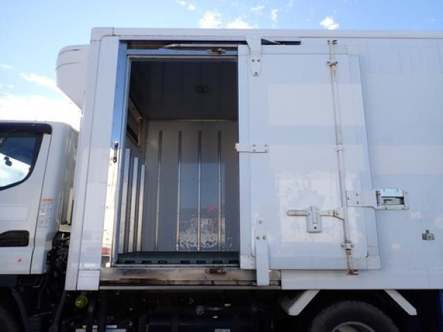 MITSUBISHI CANTER 2020 Image 31
