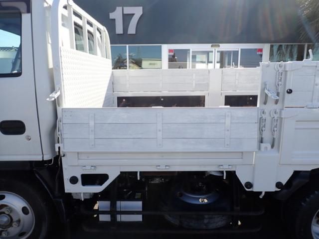 ISUZU ELF 2018 Image 31