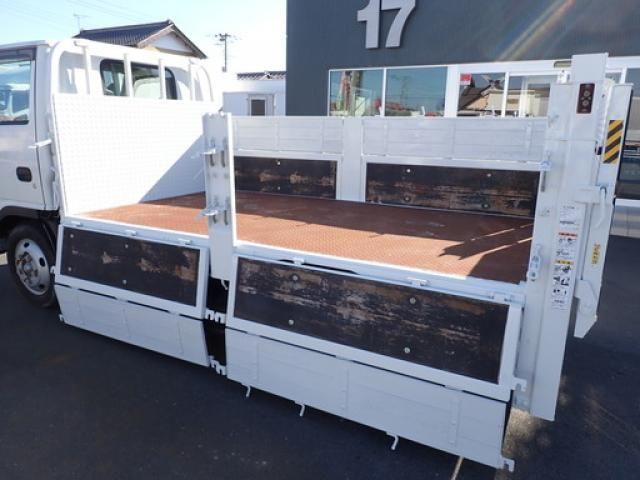 ISUZU ELF 2018 Image 31