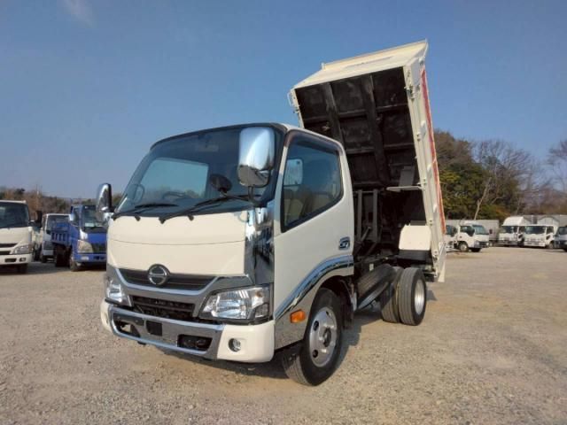 HINO DUTRO 2016 Image 31