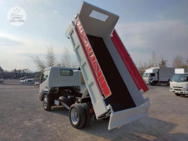 HINO DUTRO 2016 Image 31