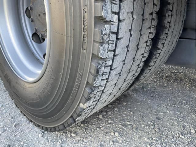 NISSAN DIESEL QUON 2016 Image 31