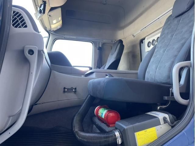 NISSAN DIESEL QUON 2016 Image 31