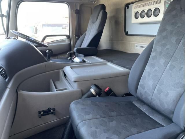 NISSAN DIESEL QUON 2016 Image 31