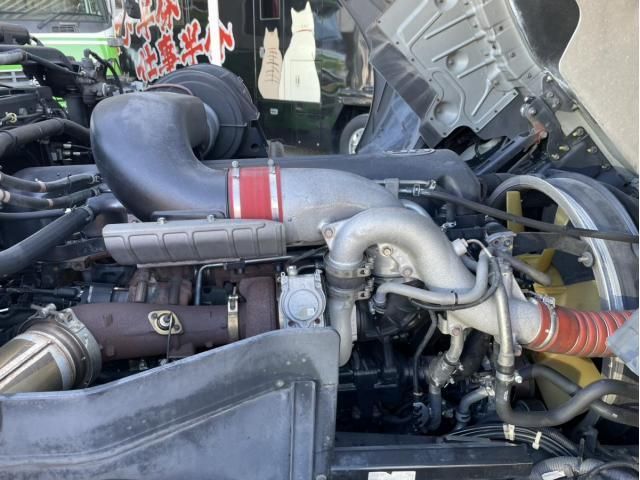 NISSAN DIESEL QUON 2016 Image 31