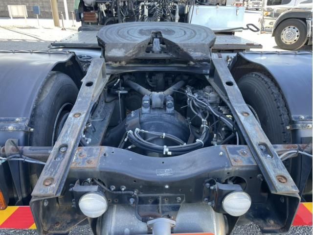 NISSAN DIESEL QUON 2017 Image 31