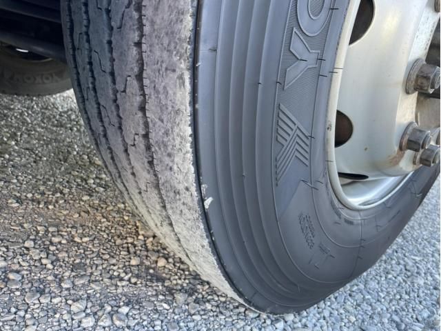 NISSAN DIESEL QUON 2017 Image 31