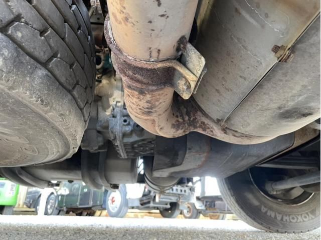 NISSAN DIESEL QUON 2017 Image 31