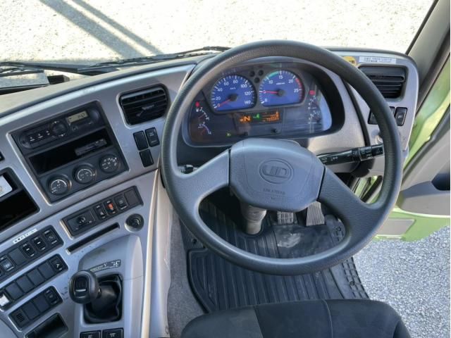 NISSAN DIESEL QUON 2017 Image 31