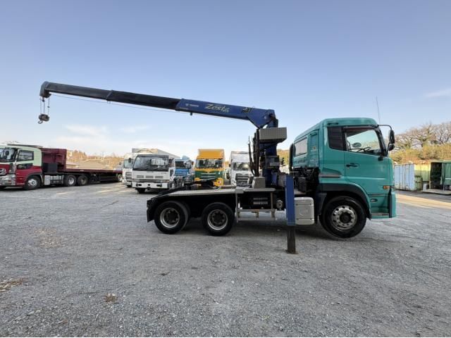 NISSAN DIESEL QUON 2012 Image 31