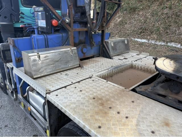 NISSAN DIESEL QUON 2012 Image 31