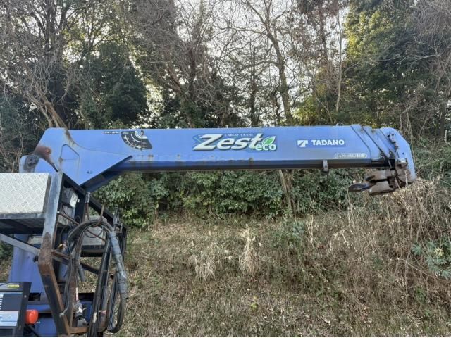 NISSAN DIESEL QUON 2012 Image 31