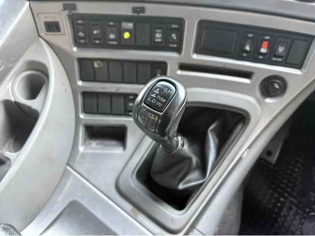 NISSAN DIESEL QUON 2012 Image 31