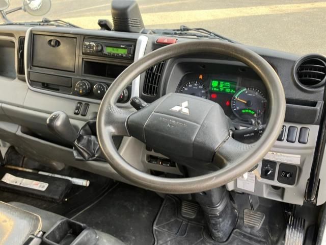 MITSUBISHI CANTER 2020 Image 31