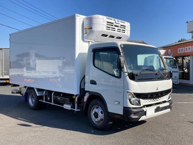 MITSUBISHI CANTER 2025 Image 31