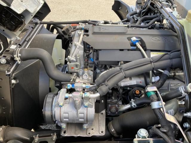 MITSUBISHI CANTER 2025 Image 31