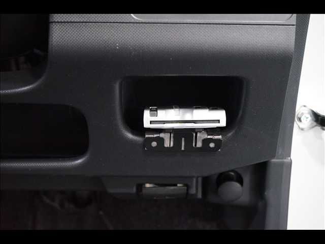 DAIHATSU MOVE CUSTOM 2013 Image 31