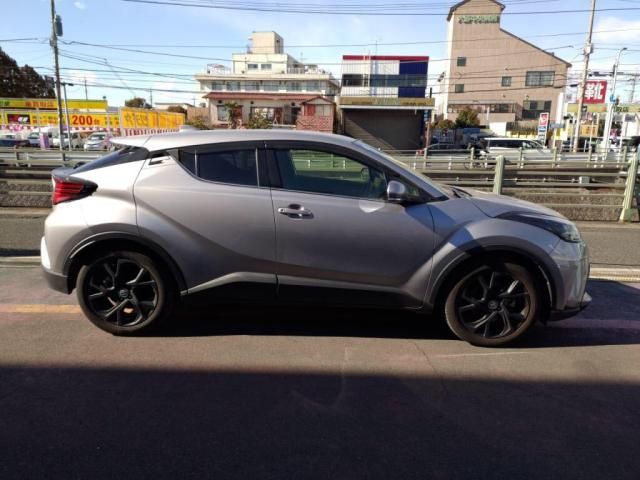 TOYOTA C-HR 2021 Image 31