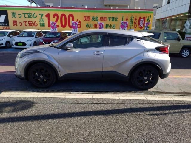 TOYOTA C-HR 2021 Image 31