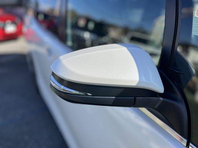 TOYOTA ESQUIRE 2019 Image 31