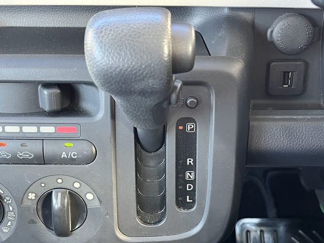 SUZUKI MR WAGON 2013 Image 31