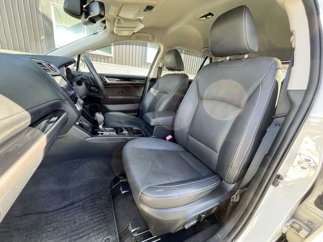 SUBARU LEGACY OUTBACK 2017 Image 31