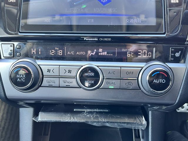 SUBARU LEGACY OUTBACK 2017 Image 31