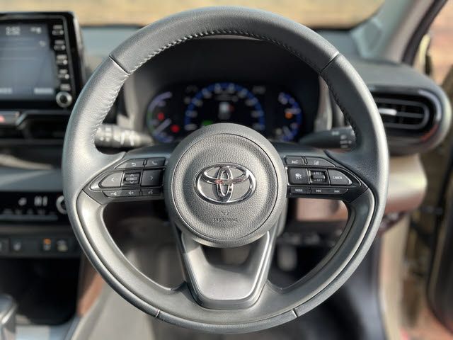 TOYOTA YARIS CROSS HYBRID 2022 Image 31
