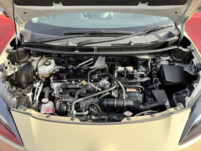 TOYOTA YARIS CROSS HYBRID 2022 Image 31