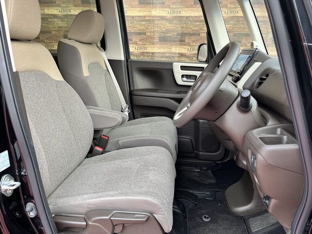 HONDA N BOX 2023 Image 31