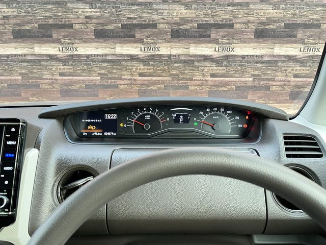 HONDA N BOX 2023 Image 31