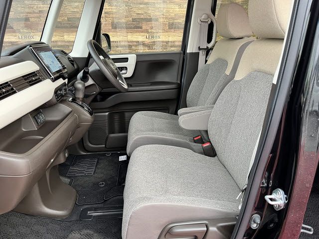 HONDA N BOX 2023 Image 31