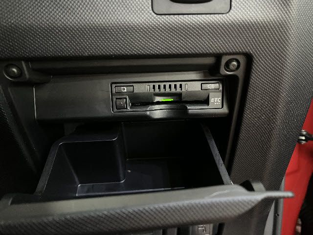 TOYOTA ESTIMA HYBRID 4WD 2018 Image 31