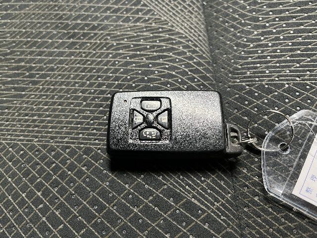 TOYOTA ESTIMA HYBRID 4WD 2018 Image 31