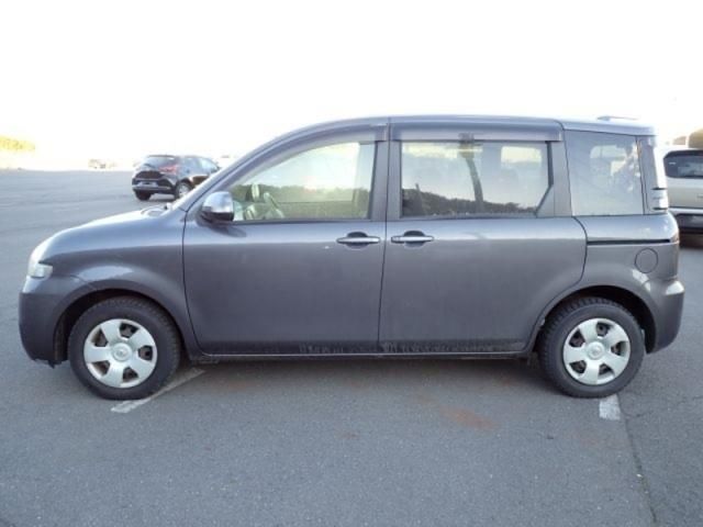 TOYOTA SIENTA 2015 Image 31