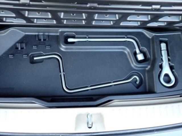 TOYOTA SIENTA 2015 Image 31