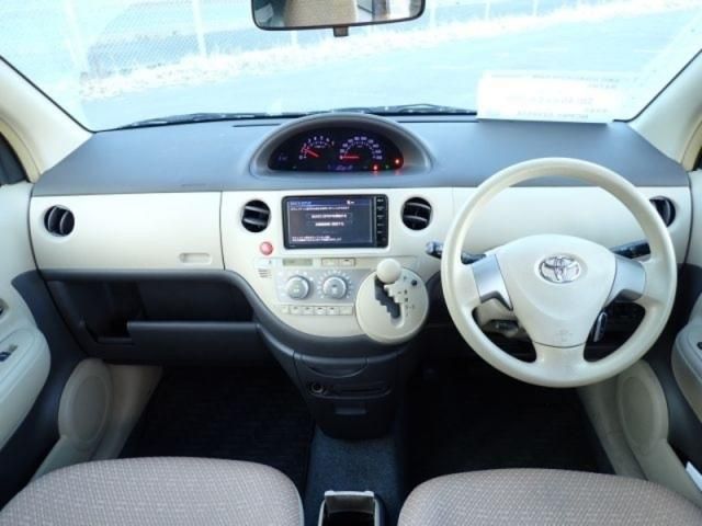 TOYOTA SIENTA 2015 Image 31