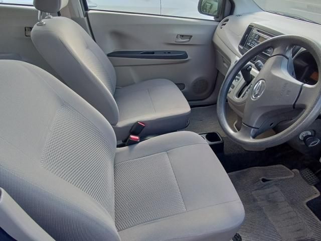 DAIHATSU MIRA E:S 2016 Image 31