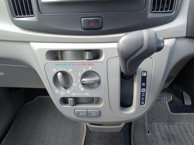 DAIHATSU MIRA E:S 2016 Image 31