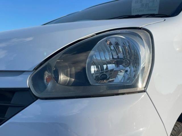 DAIHATSU MIRA E:S 2016 Image 31